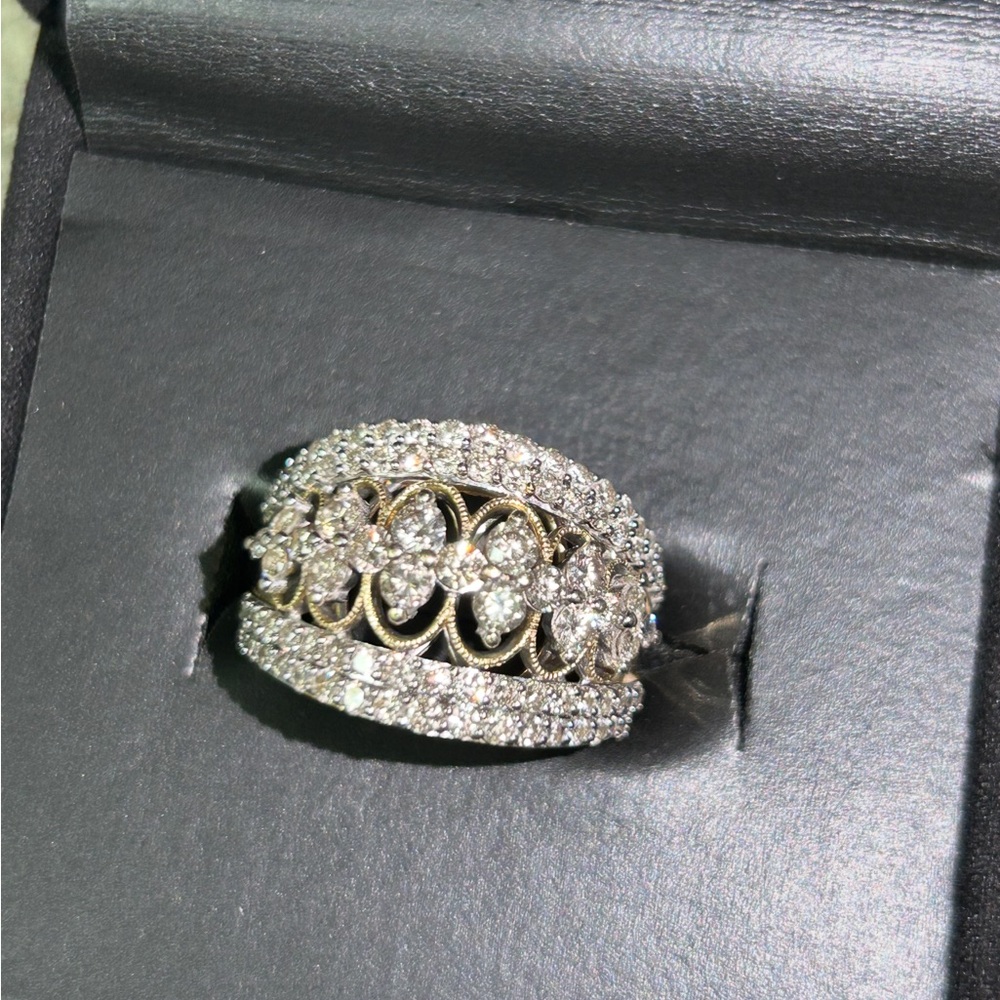 2carat band ring.